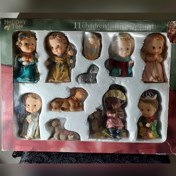 11 PIECE CHILDRENS NATIVITY SET - Picture 1 of 4